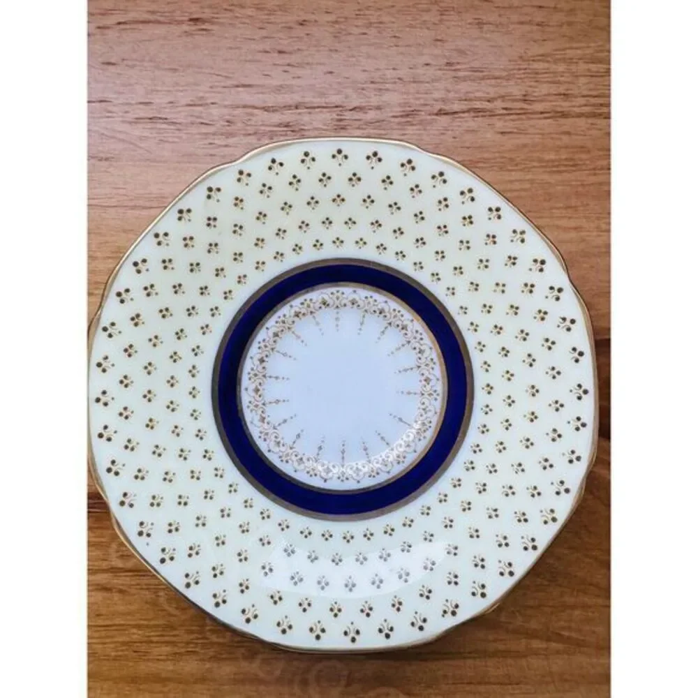 Paragon By Appt. China Potters To HM Queen Elizabeth England‎ 4 Saucers Only 5